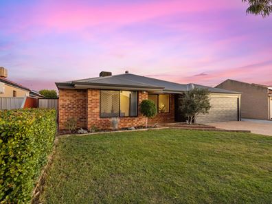 10 Pensacola Avenue, Caversham WA 6055