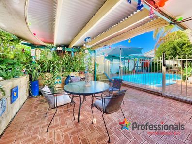 21 Debenham Way, Hillarys WA 6025