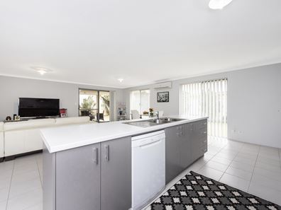 5 Pender Way, Secret Harbour WA 6173