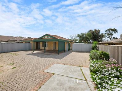 8A Rennie Crescent North, Hilton WA 6163