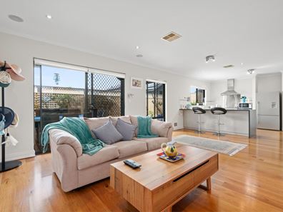 168A Holbeck Street, Doubleview WA 6018