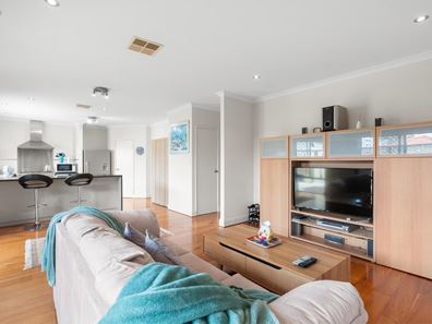 168A Holbeck Street, Doubleview WA 6018