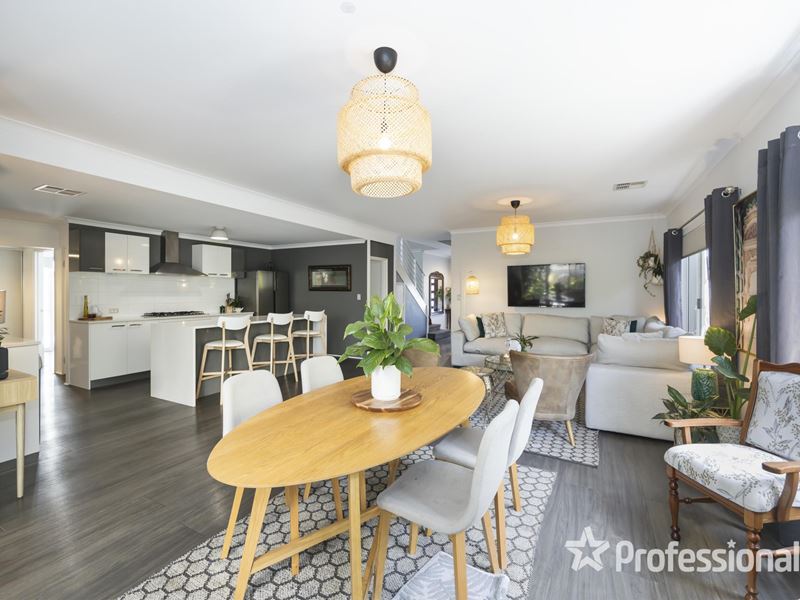 60 Cinnabar Drive, Eglinton