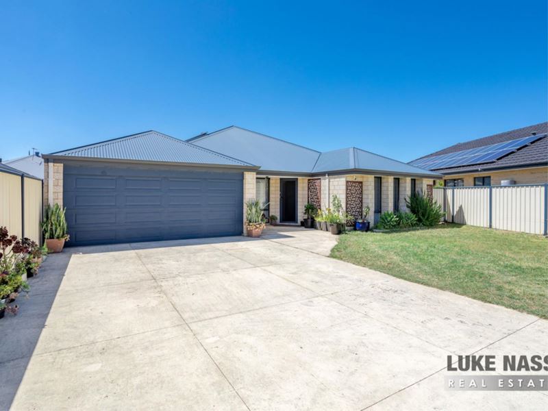 7 Marriott Crescent, Wattle Grove