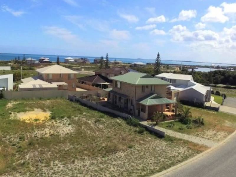 11 Karleen Lane, Jurien Bay