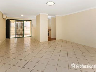 9/4-8 Wyong Road, Bentley WA 6102