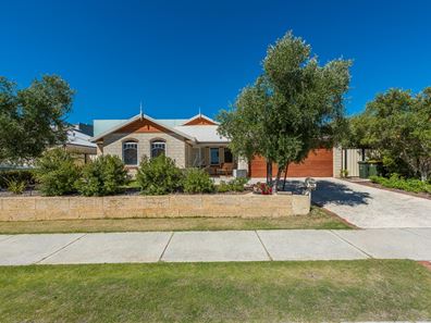10 Observatory Dr, Clarkson WA 6030