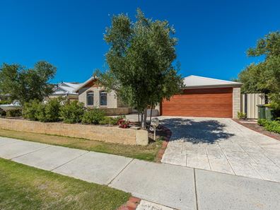 10 Observatory Dr, Clarkson WA 6030