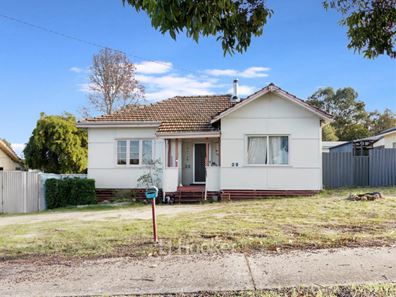 29 Moore Street, Collie WA 6225