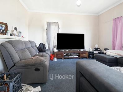 29 Moore Street, Collie WA 6225