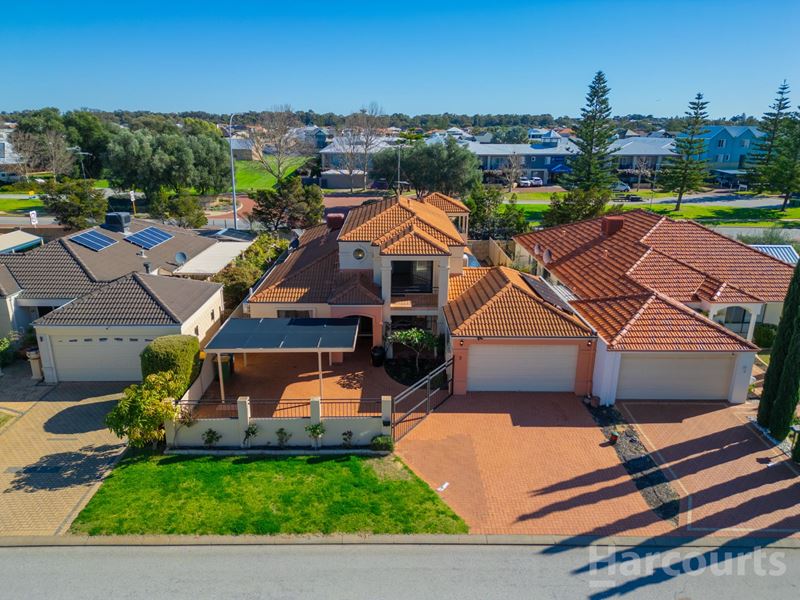 3 Rialto Place, Halls Head WA 6210