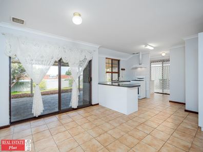 50 Blanchard Road, Swan View WA 6056