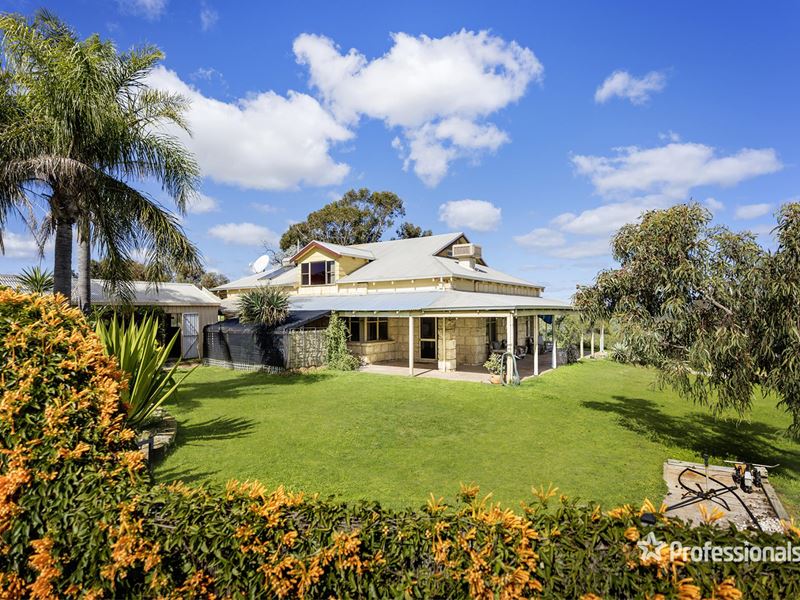 210 Nanson-Howatharra Road, Nanson