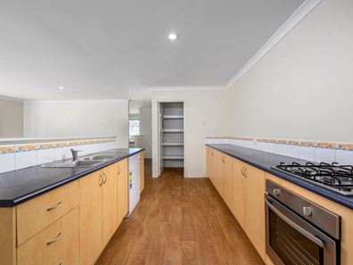 3 RANGE WAY, Bertram WA 6167