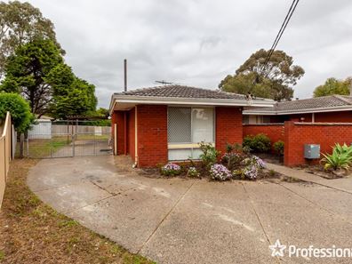 25 Redross Court, Armadale WA 6112