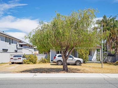 51 Gibson St, Mandurah WA 6210