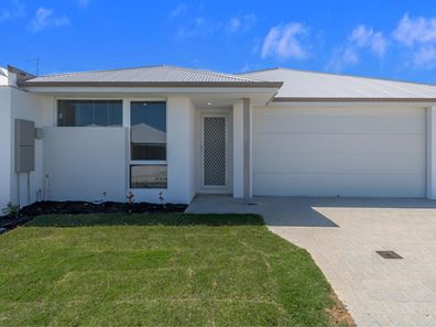 22A Belford Road, Lakelands WA 6180