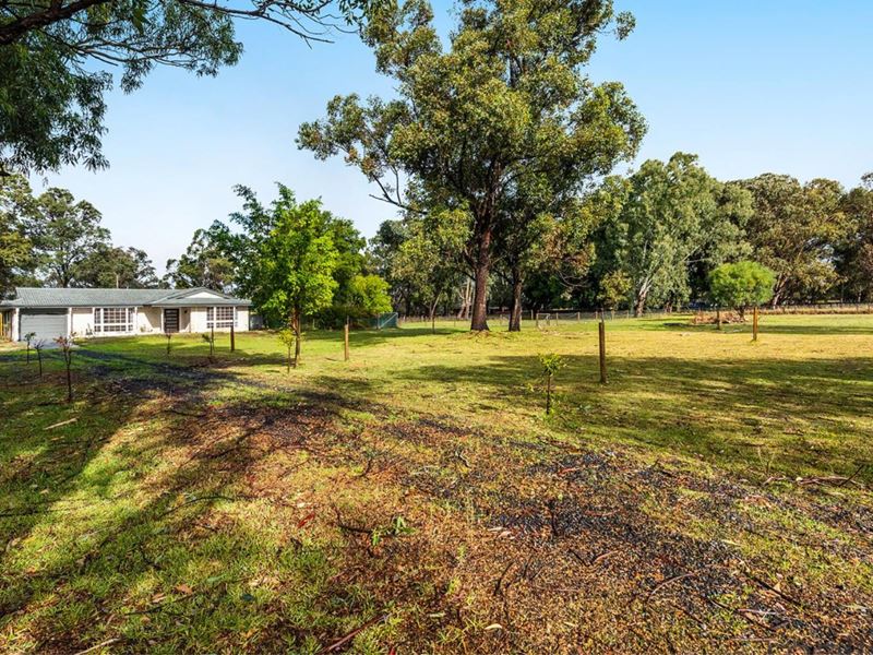 141 Twelfth Road, Haynes WA 6112