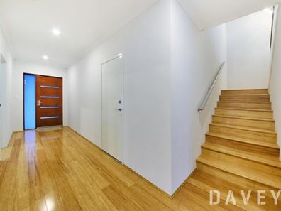 239 Hancock Street, Doubleview WA 6018