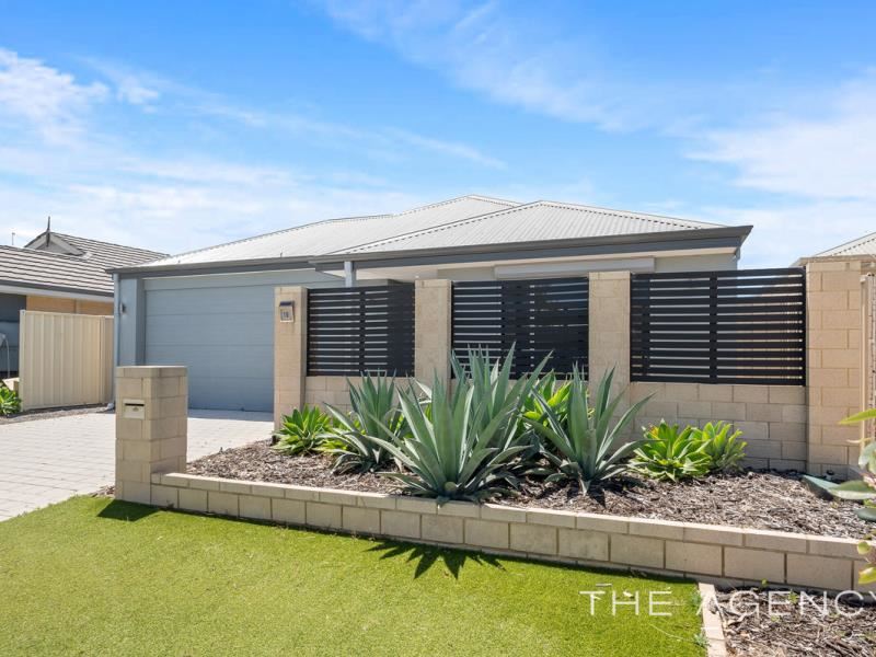 10 Cooralya Avenue, Golden Bay WA 6174