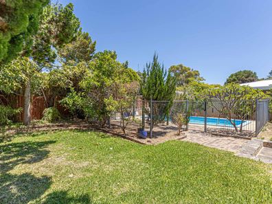 7 Taunton Way, Karrinyup WA 6018