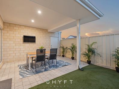 17A Malabar  Crescent, Craigie WA 6025