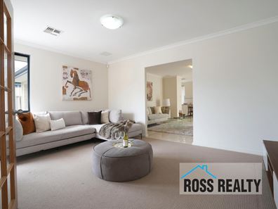 8B Bathurst Street, Dianella WA 6059
