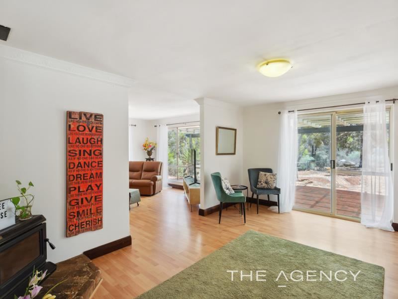 65 Clackline Road, Clackline WA 6564