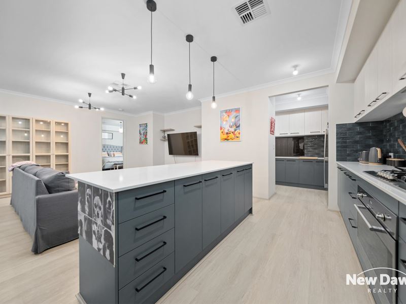 73 Moorland Crescent, Ellenbrook WA 6069