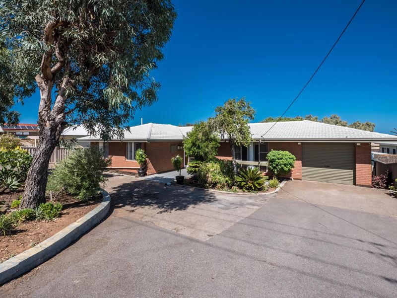 35 Malcolm Street, Bluff Point WA 6530