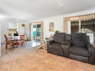 35 Malcolm Street, Bluff Point WA 6530