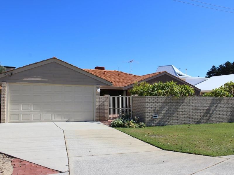 1 Merrifield Place, Mullaloo