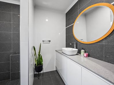 14 Arno Lane, Success WA 6164