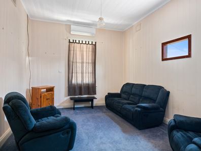 79 Shaw Street, Coolgardie WA 6429