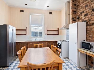 79 Shaw Street, Coolgardie WA 6429