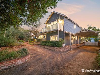 9 Lyndhurst Road, Kalamunda WA 6076