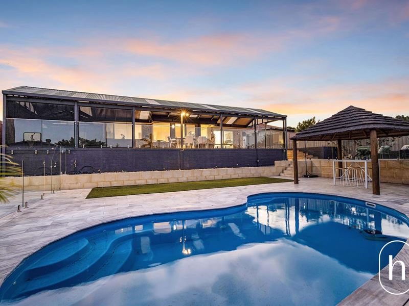 6 Camfield Place, Beldon