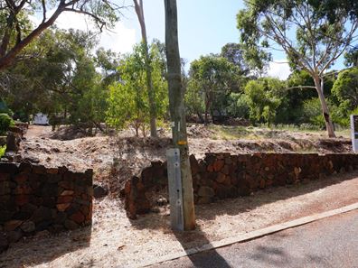 29 Taylor Road, Kalamunda WA 6076