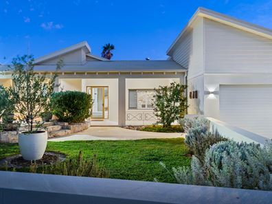 11 Parakeet Way, Coogee WA 6166