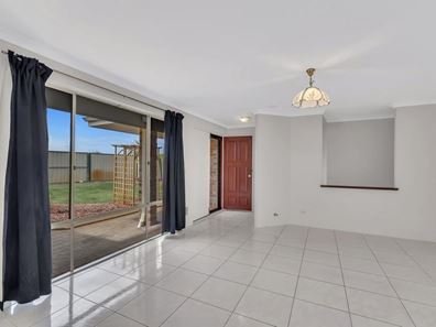 3 Resolution Drive, Waikiki WA 6169