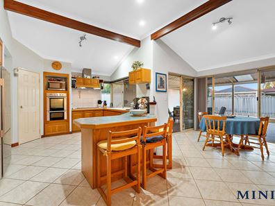 57 Central Park Avenue, Canning Vale WA 6155