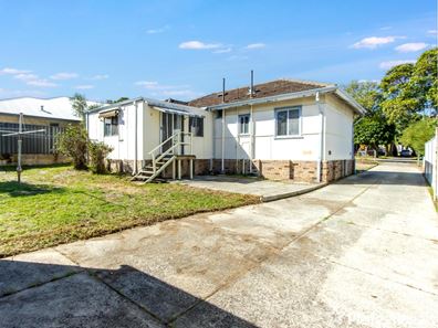 5 Cowcher Way West, Medina WA 6167