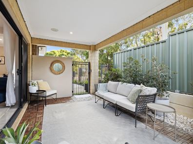 4D Knight Avenue, Yokine WA 6060