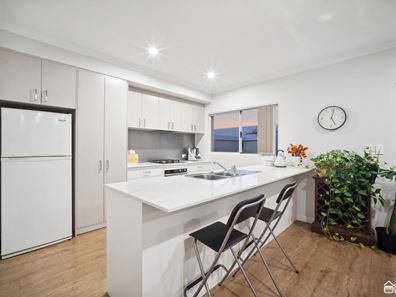 17A Valentine Road, Kelmscott WA 6111