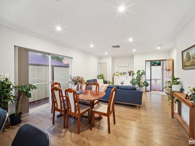 17A Valentine Road, Kelmscott WA 6111