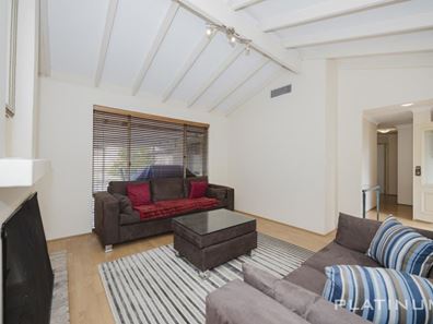 12 Galway Court, Mindarie WA 6030