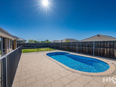 32 Banrock Drive, The Vines WA 6069
