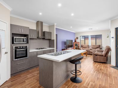 26B Beraking Loop, Dalyellup WA 6230