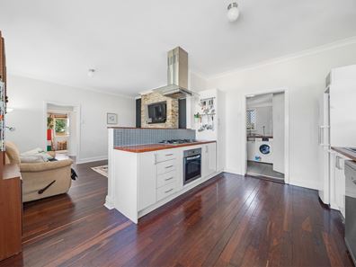 16 Eudoria  Street, Gosnells WA 6110