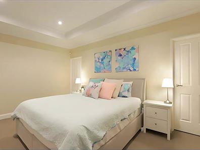 15 Clontarf Terrace, Canning Vale WA 6155